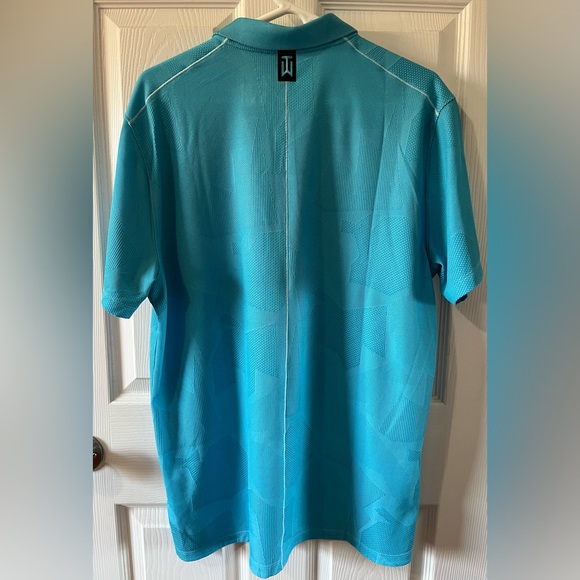 Tiger Woods Nike Dr-fit snap Polo. Sz Large. Blue - Picture 2 of 3